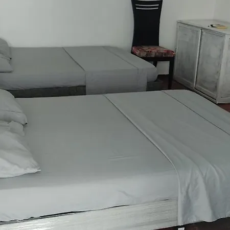 Apartaestudio 3 A Cuadra De La Playa Apartamento *